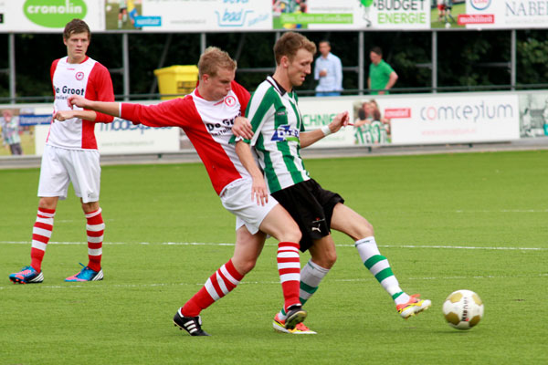 SC Genemuiden - v.v. Emmen (Foto Helmich Lubberts).